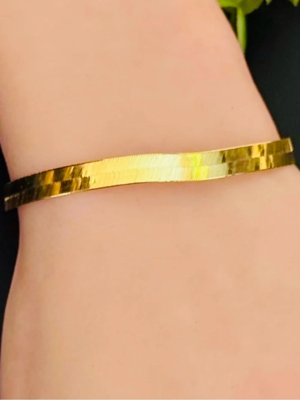 THICK X Large 10K solid gold bracelet cuff herringbone solid 10K bracelet lk New